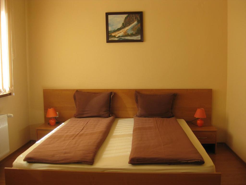 דבין Family Hotel Veronika מראה חיצוני תמונה
