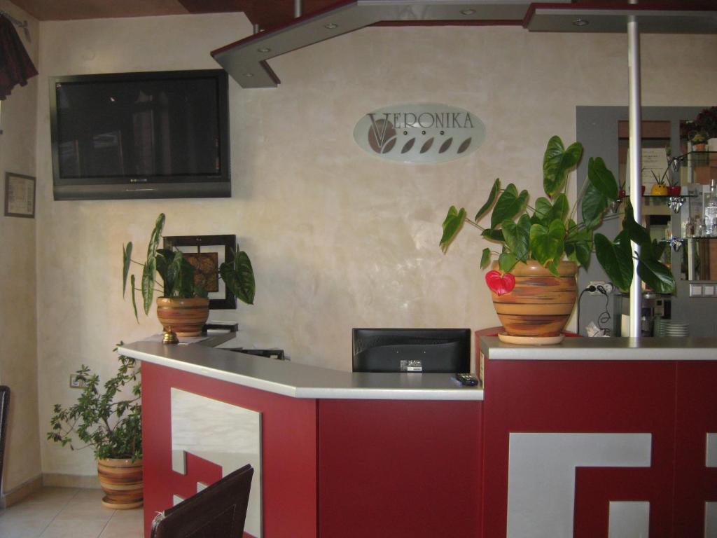 דבין Family Hotel Veronika מראה חיצוני תמונה