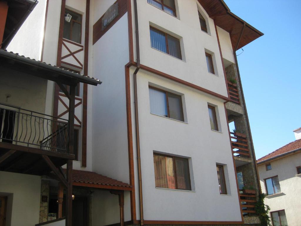 דבין Family Hotel Veronika מראה חיצוני תמונה