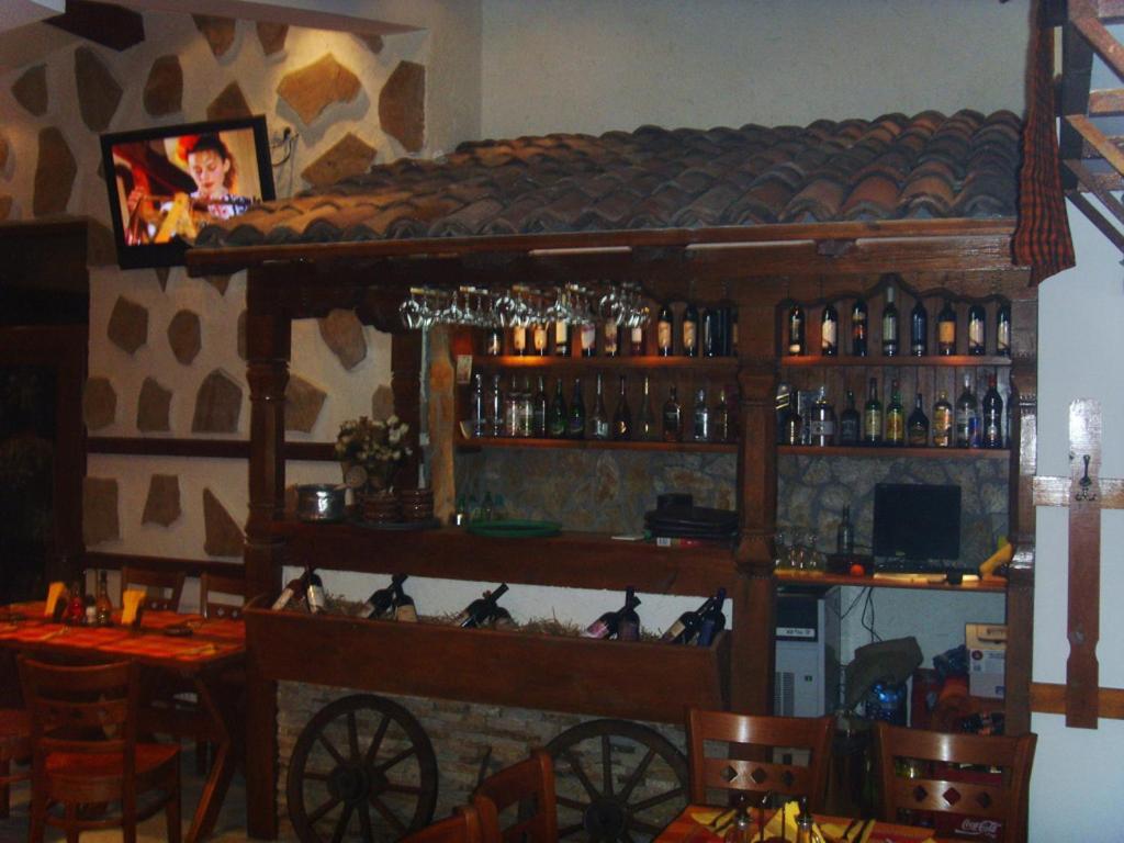 דבין Family Hotel Veronika מראה חיצוני תמונה